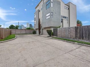 2304 Sperber Ln, Houston, TX 77003