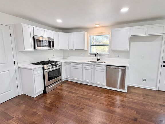 5th image of 9526 Osborn Rd