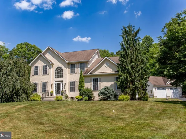 195 S Shady Retreat Rd, Doylestown, PA 18901
