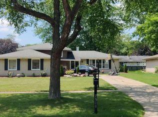 7800 Williams St, Downers Grove, IL 60516