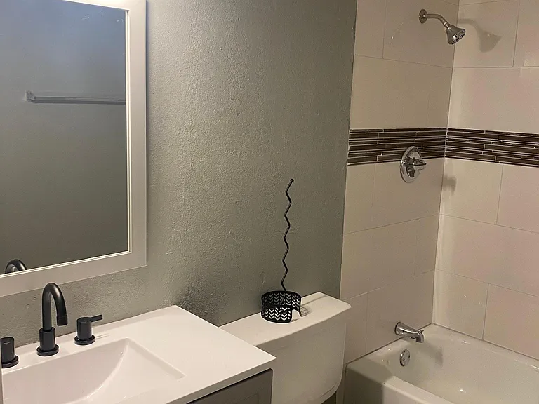 2119 Fleur De Lis Ct — Photo 23