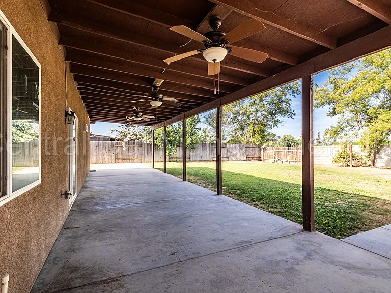 602 Voorhies Ln — Photo 22