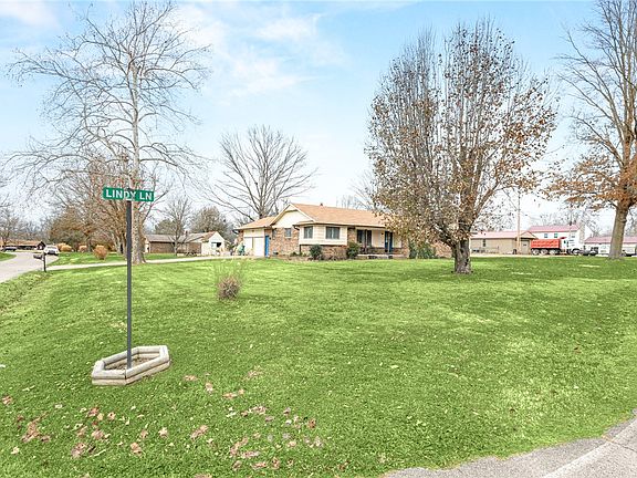 5th image of 11680 Amy Ave