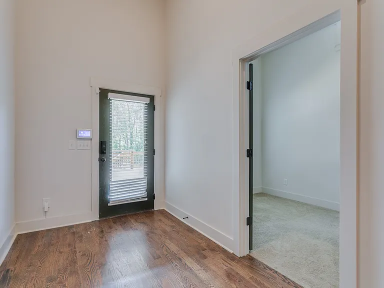 3221B Lincoln Ave — Photo 28