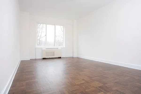 Rented by essential NEW YORK Real Estate | media 15