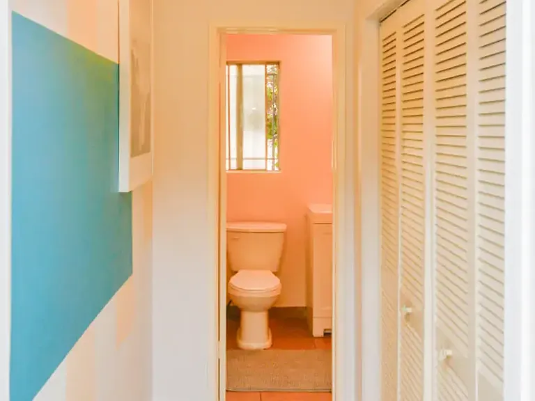 2042 S Corning St #C1 — Photo 9