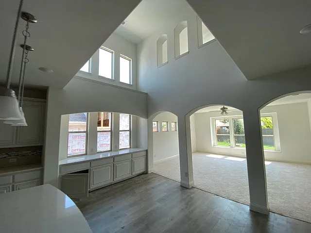 307 Bluewood Dr — Photo 7