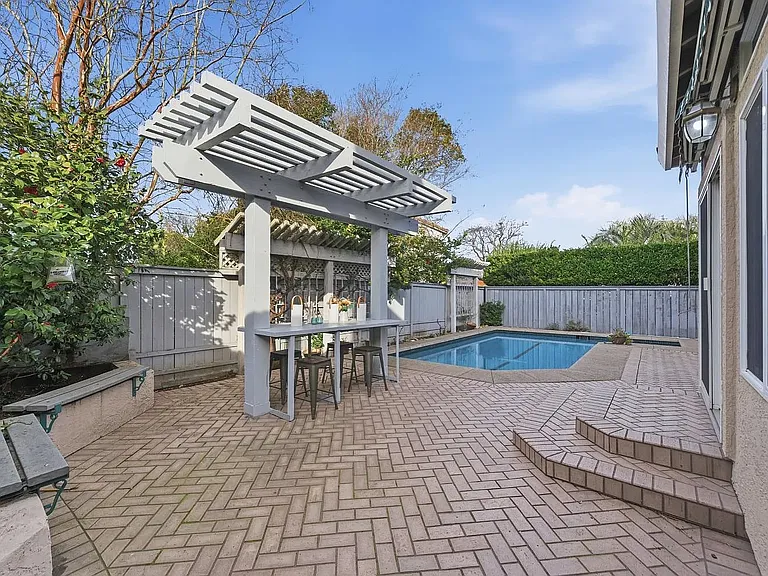 45 Cove Ct — Photo 19