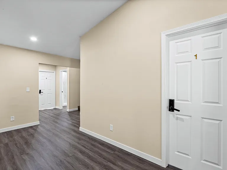 Comb Cir — Photo 4