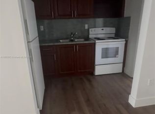 2046 SW 7th St #1, Miami, FL 33135