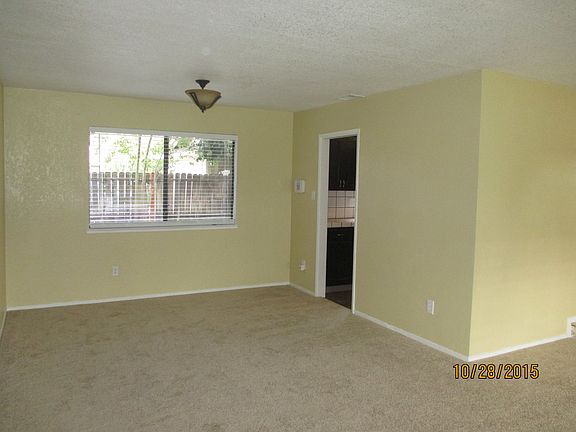 3rd image of 937 W Ponce De Leon Ave