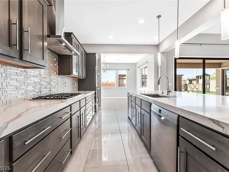 8477 Wolf Mountain Ct — Photo 9