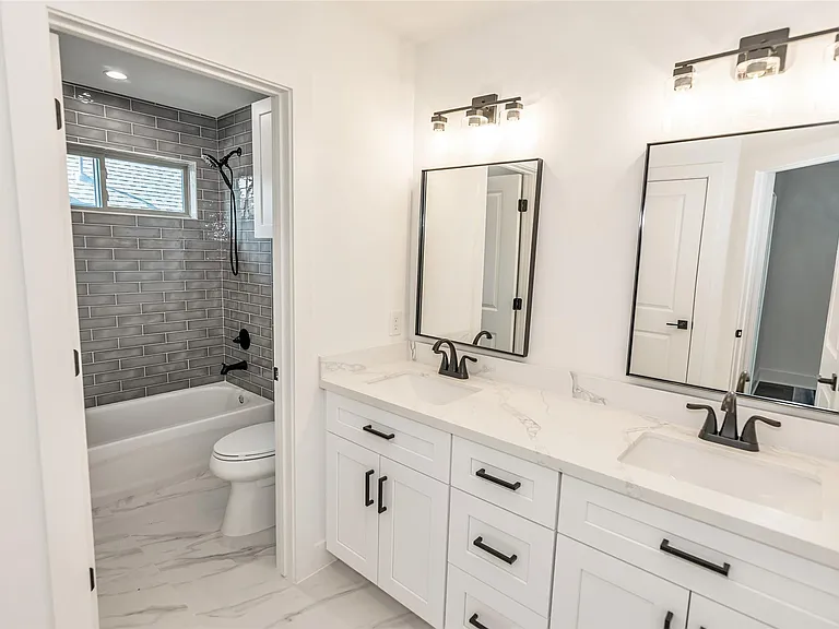 18219 Polo Meadow Dr — Photo 34