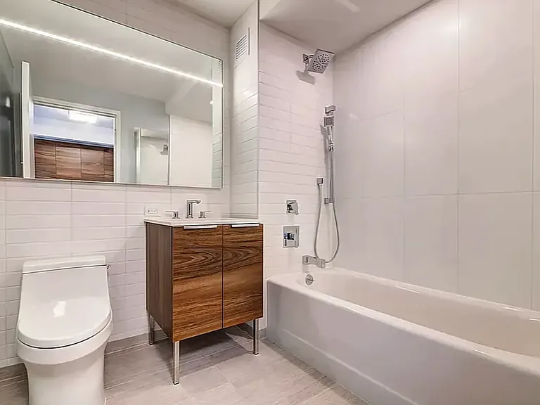 171 Suffolk St #7B — Photo 3