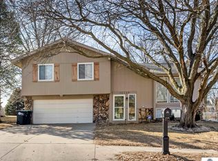 12729 Yates St, Omaha, NE 68164