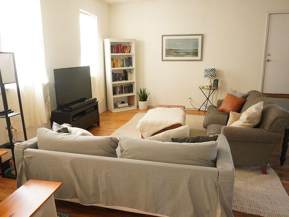 1st image of 2336 N Milwaukee Ave #A9kb7gj30