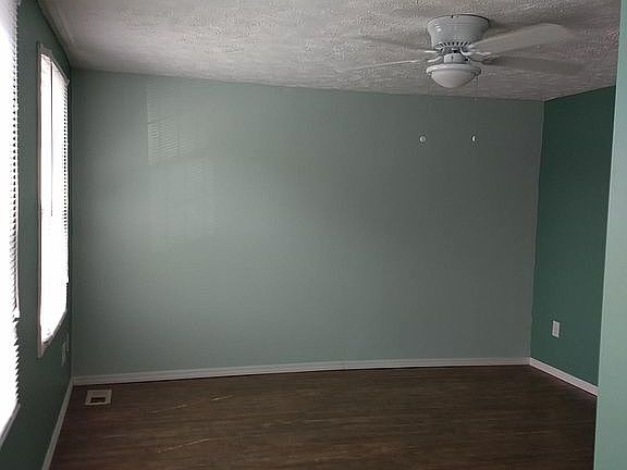 3rd image of 7414 S Chestnut Commons Dr #D