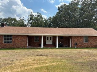 501 W Bayou St, Farmerville, LA 71241