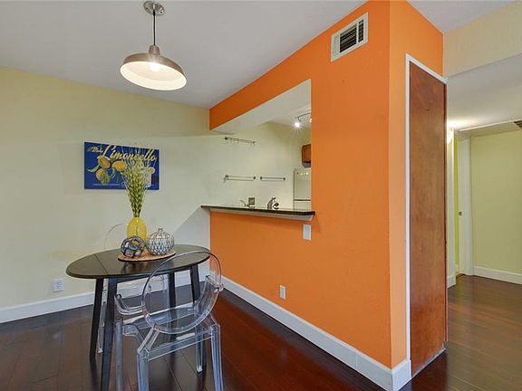 4th image of 2020 S Congress Ave APT 2121