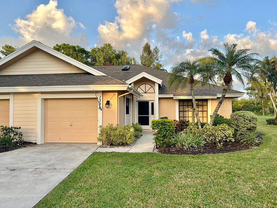 1335 Park Lake Dr
Front of House