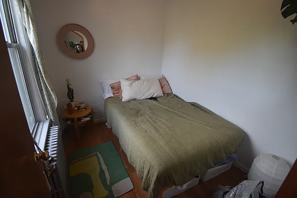 Rented by Bedford & Jane | media 7