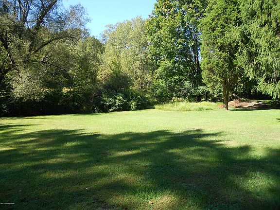 5th image of 450 Shady Oaks Dr W
