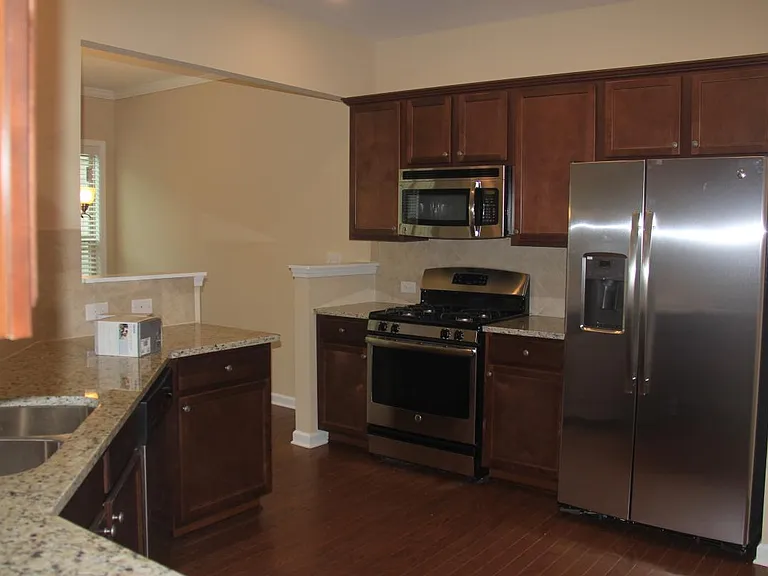 5840 Shiloh Woods Dr — Photo 3