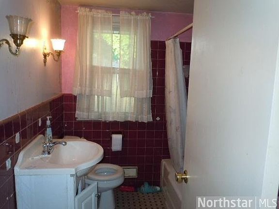4th image of 6901 Harriet Avenue
