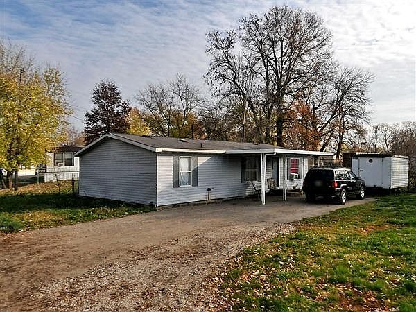 1st image of 142 Stewart Ave