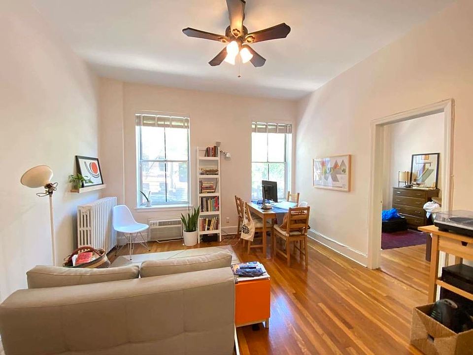 1st image of 174 Amity St APT 3A