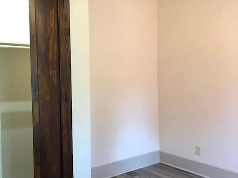 829 W Main St #2 — Photo 13