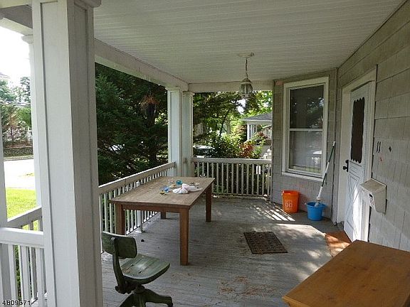 4th image of 11 Whitfield St #1