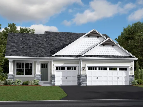 7612 40th St N, Oakdale, MN 55128