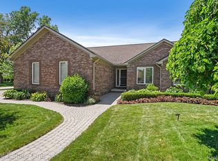 35617 Wellston Ave, Sterling Heights, MI 48312