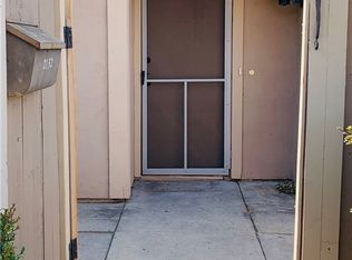 2152 Poppy Dr, Tustin, CA 92780