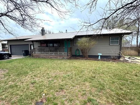 512 N 11th Ave, Hill City, KS 67642