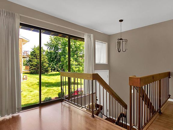 5th image of 5280 Cricket Glen Ct