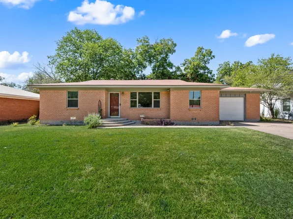 1134 Usher St, Benbrook, TX 76126