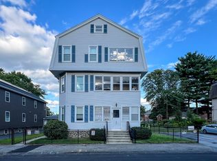 57 Vale St, Worcester, MA 01604