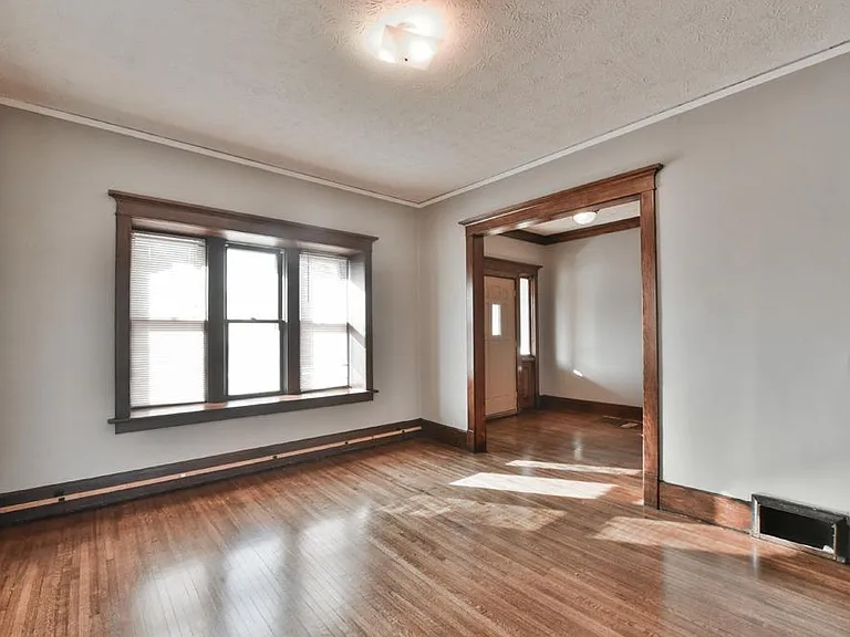 3122 Cass St — Photo 15