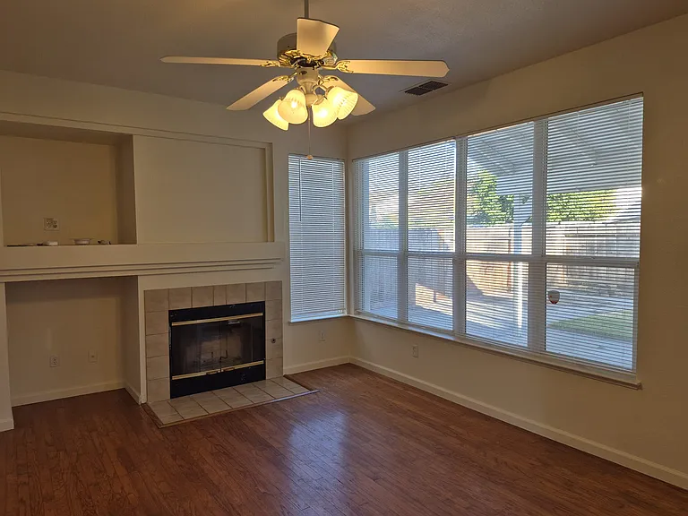 3712 Jarena Dr — Photo 6