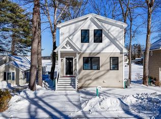 301 Shore Dr, Salem, NH 03079