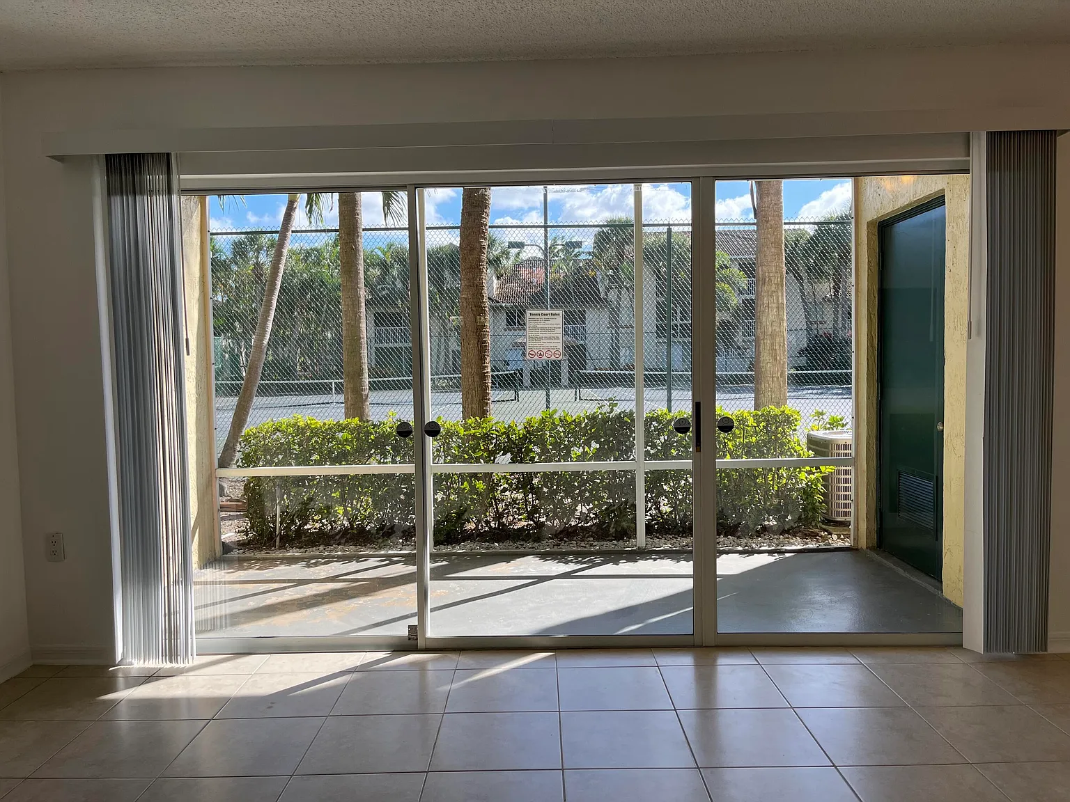 1 bed, 1.0 bath, 750 sqft, $1,700 — Photo 4