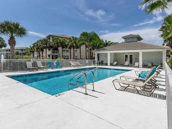 700 Gardens Edge Dr #734, Venice, FL 34285