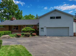 319 N Forest Rd, Buffalo, NY 14221