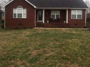 325 N Harris Rd, Portland, TN 37148