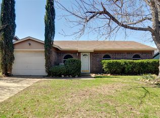 708 Annapolis Dr, Fort Worth, TX 76108