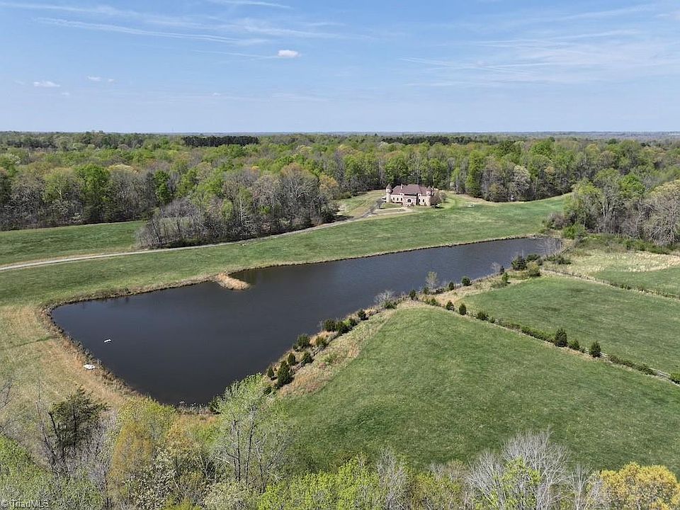 1st image of 7165 Summerdale Rd