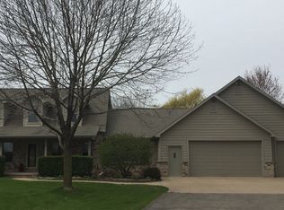 W2438 Falcon Ct, Appleton, WI 54915