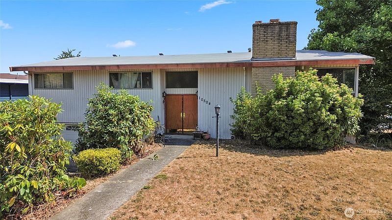 2nd image of 10504 12th Avenue NW
